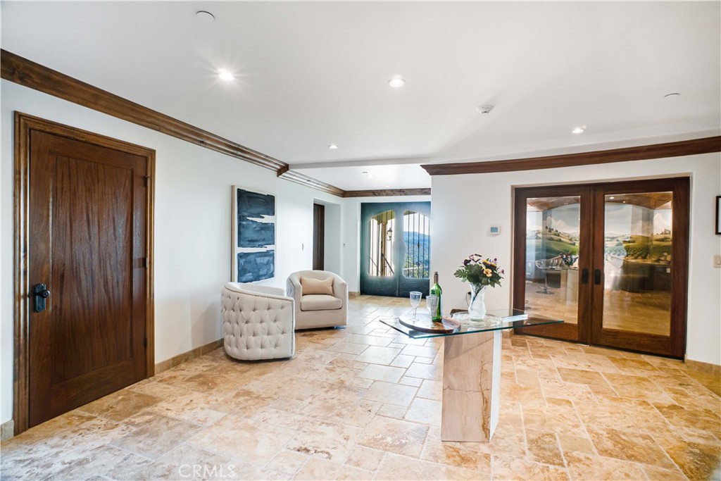 MLS #OC25064296 image #33