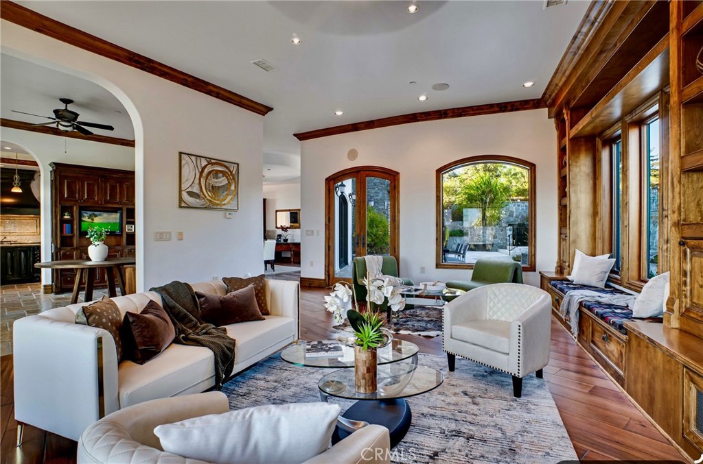 MLS #OC25064296 image #4