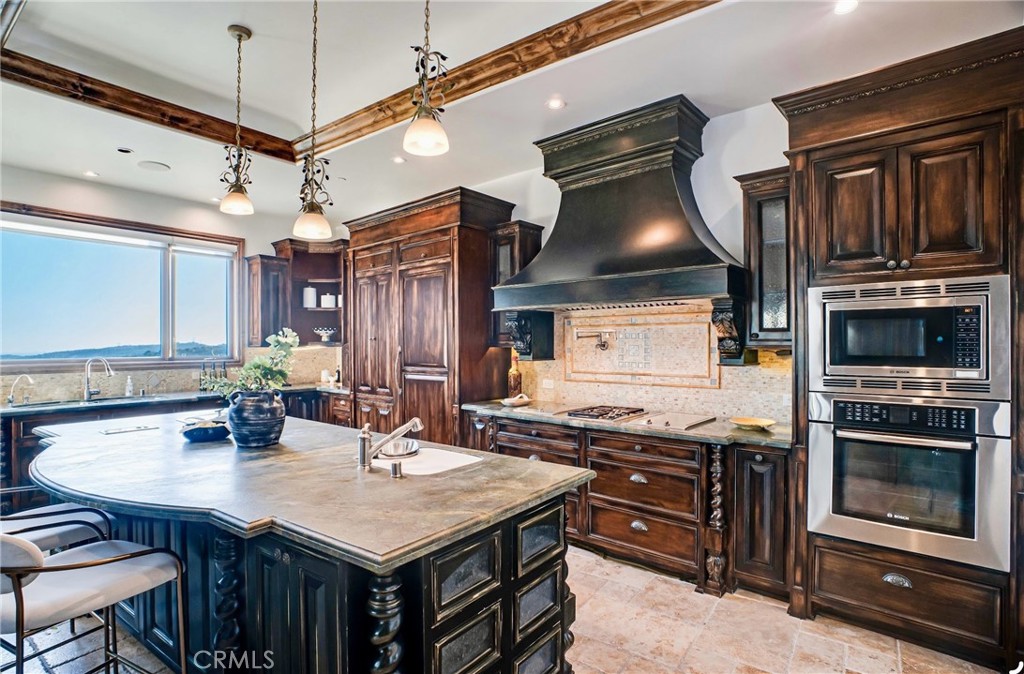 MLS #OC25064296 image #9