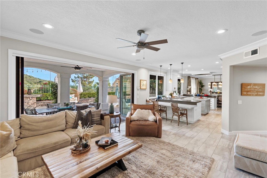 MLS #OC25064610 image #21