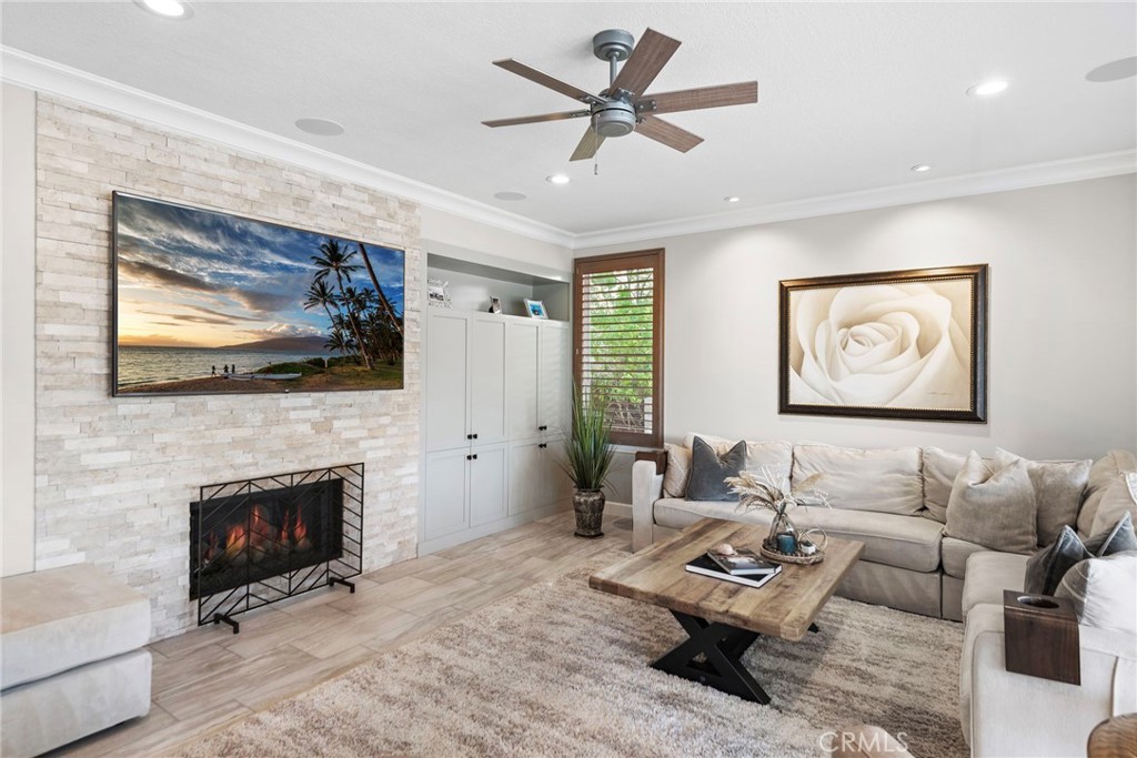 MLS #OC25064610 image #22