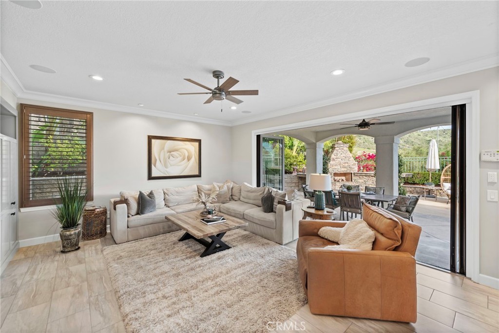 MLS #OC25064610 image #23