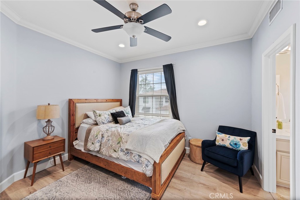 MLS #OC25064610 image #35