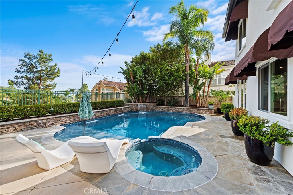 MLS #OC25064610 image #39