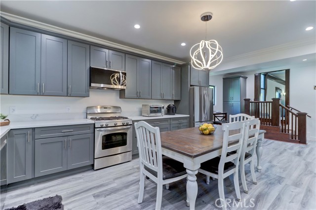 MLS #OC25064613 image #16