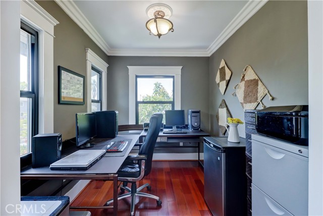 MLS #OC25064613 image #27