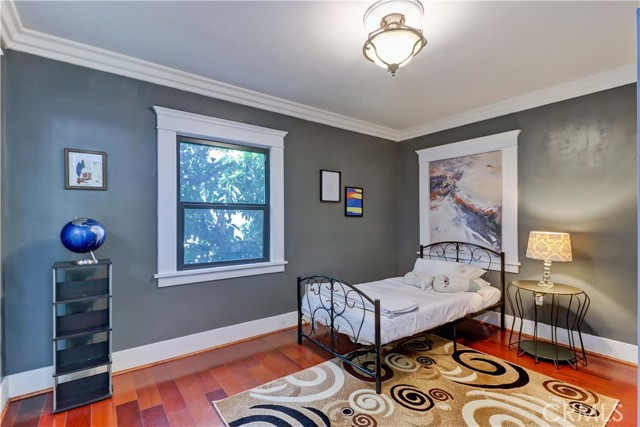 MLS #OC25064613 image #32