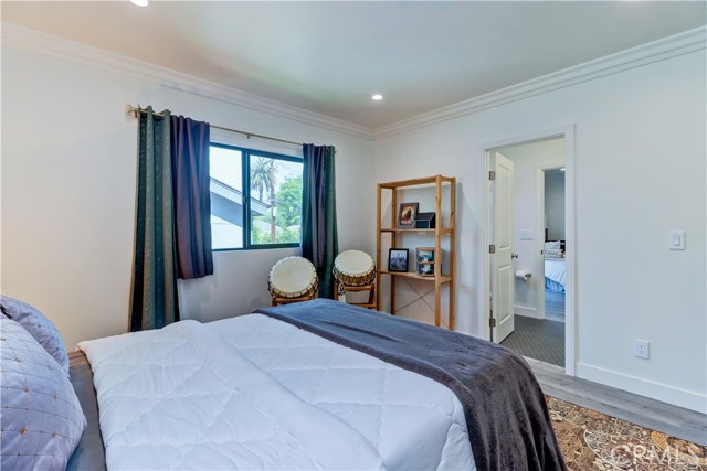 MLS #OC25064613 image #39