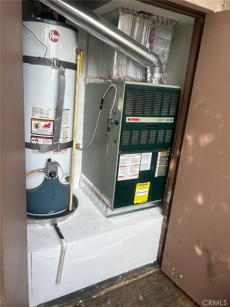 MLS #OC25064656 image #4