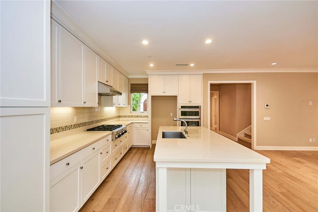 MLS #OC25064682 image #15