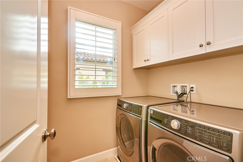 MLS #OC25064682 image #36