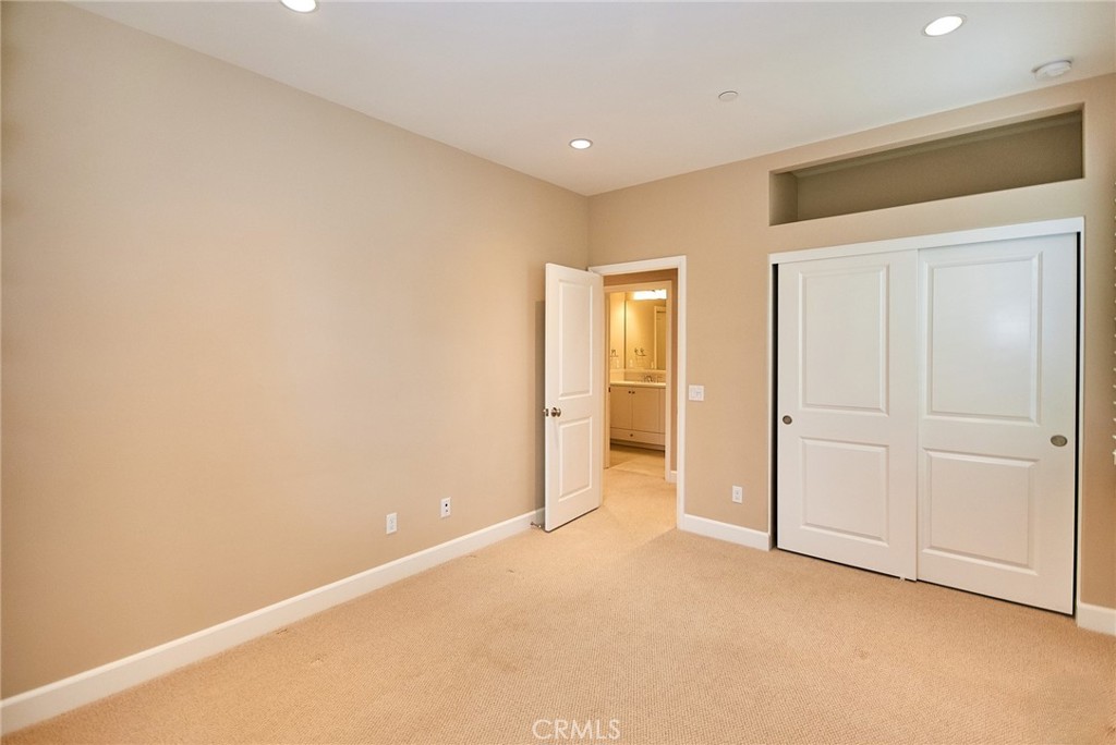 MLS #OC25064682 image #39