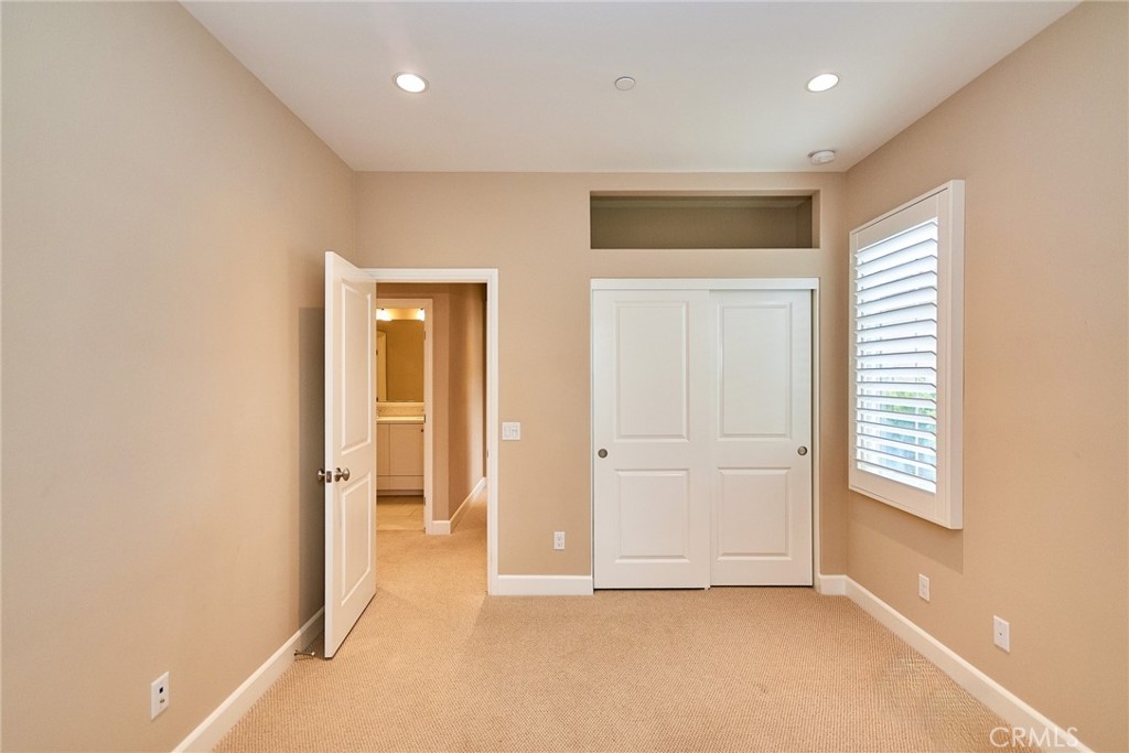 MLS #OC25064682 image #40