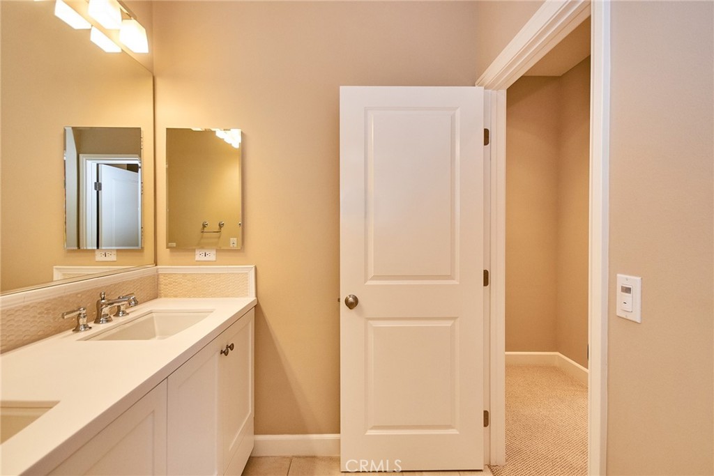 MLS #OC25064682 image #43