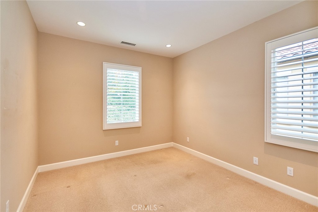 MLS #OC25064682 image #44