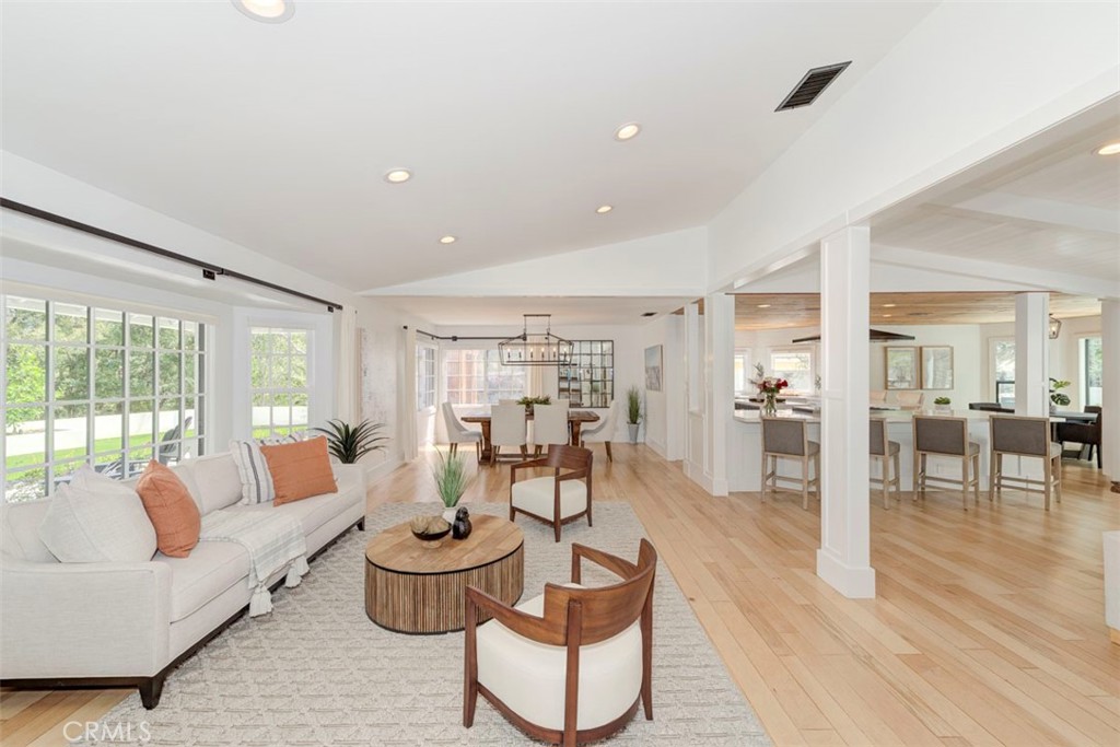 MLS #OC25065356 image #13