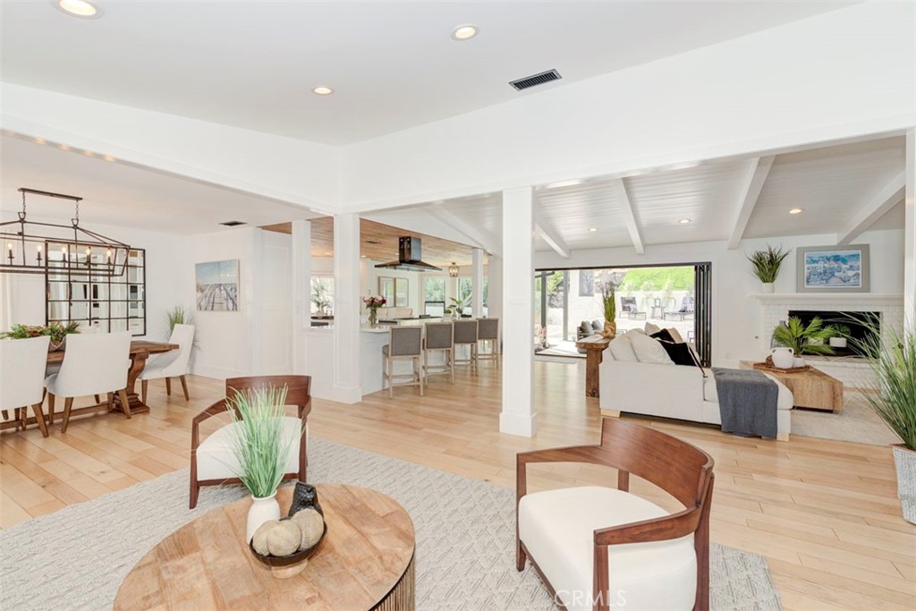 MLS #OC25065356 image #16