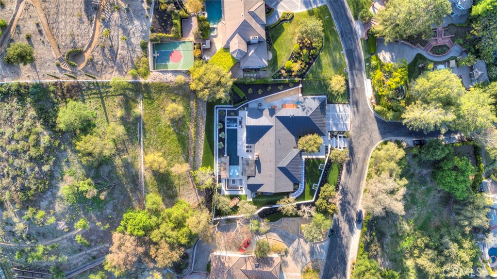 MLS #OC25065356 image #33