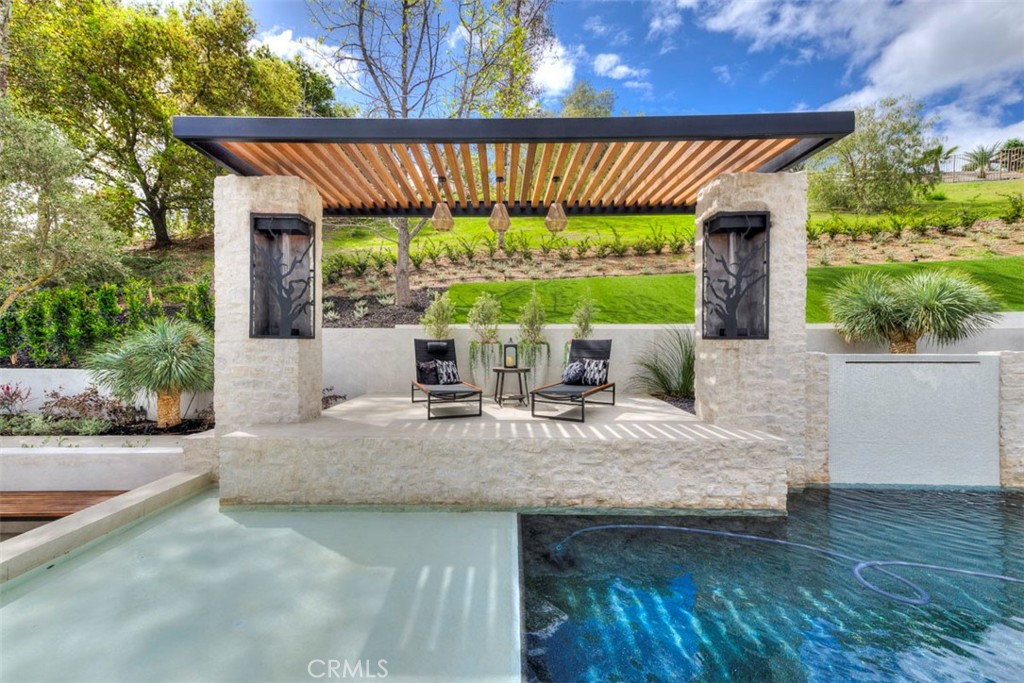 MLS #OC25065356 image #5