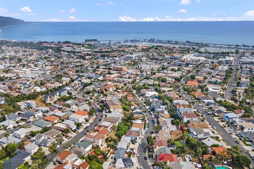 MLS #OC25067315 image #38