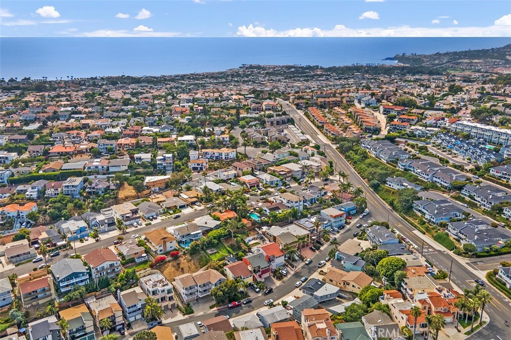 MLS #OC25067315 image #40