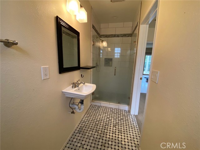 MLS #OC25067724 image #12