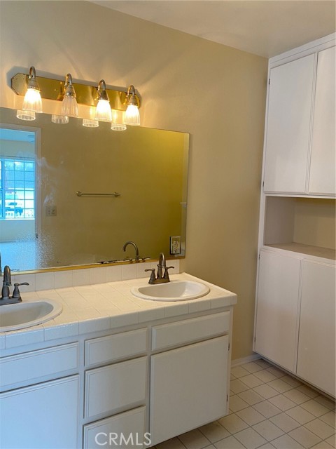 MLS #OC25067724 image #8