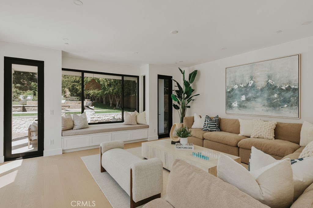 MLS #OC25067933 image #22