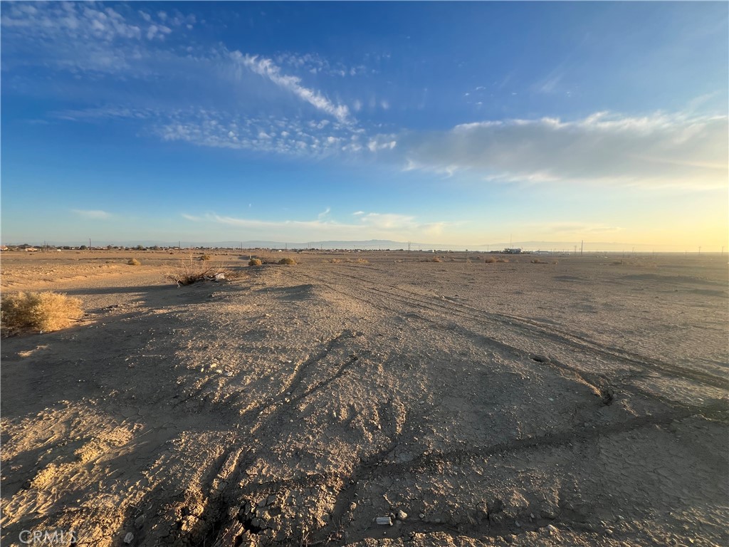 MLS #OC25068783 image #0