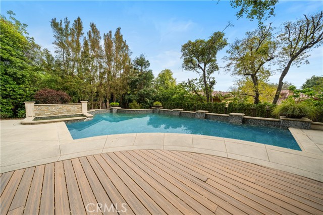 MLS #OC25069284 image #32