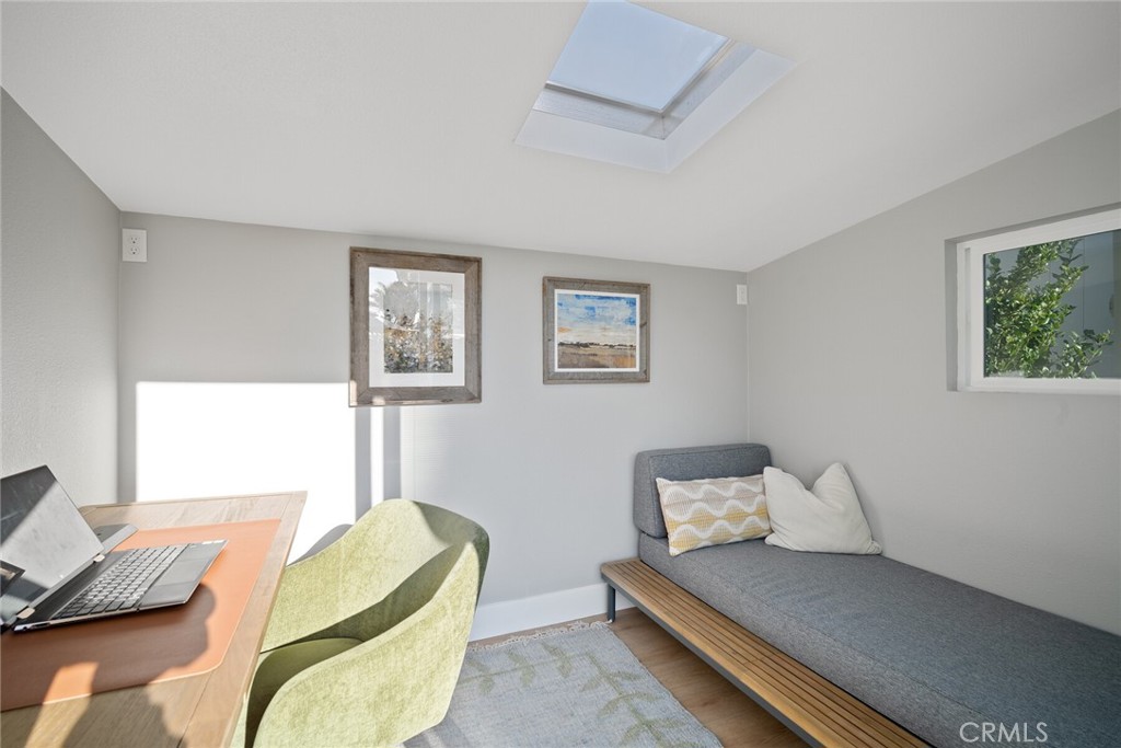 MLS #OC25071945 image #27