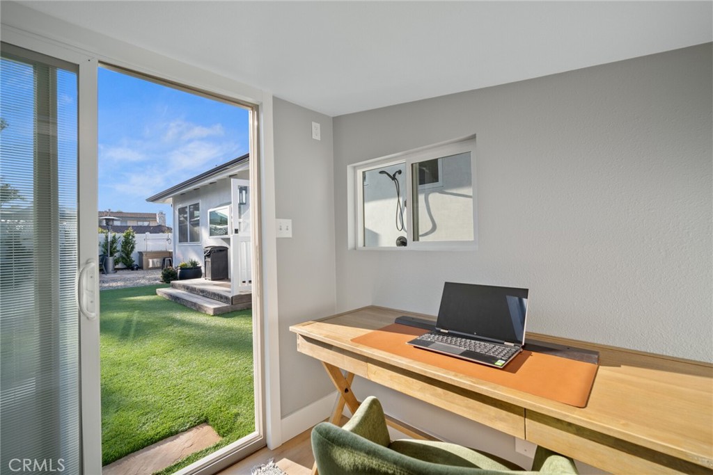 MLS #OC25071945 image #28