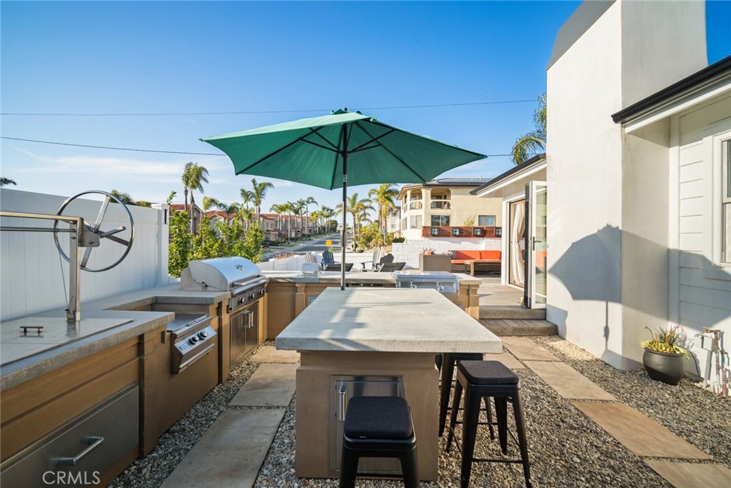 MLS #OC25071945 image #34