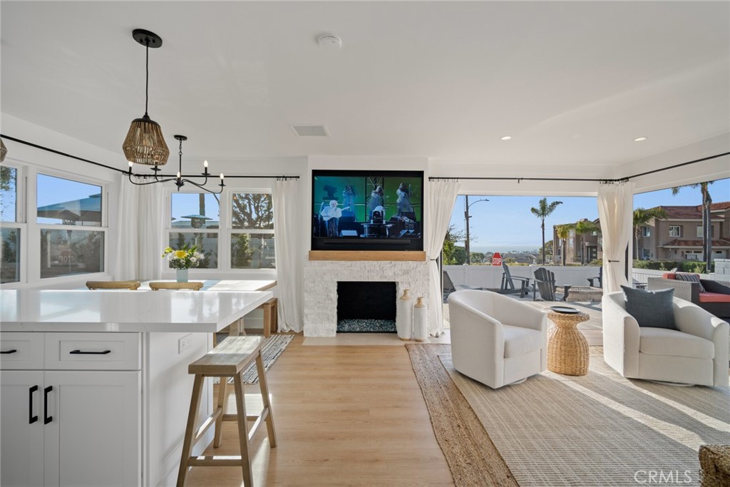 MLS #OC25071945 image #6