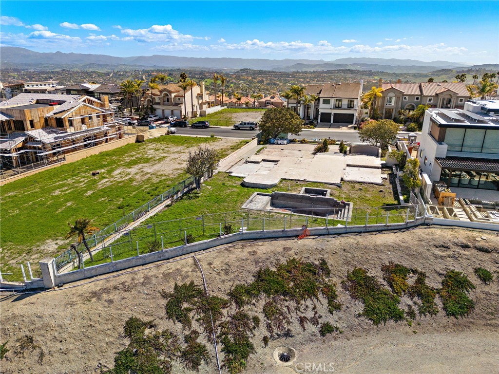 MLS #OC25072199 image #4