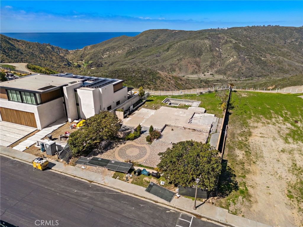 MLS #OC25072199 image #6