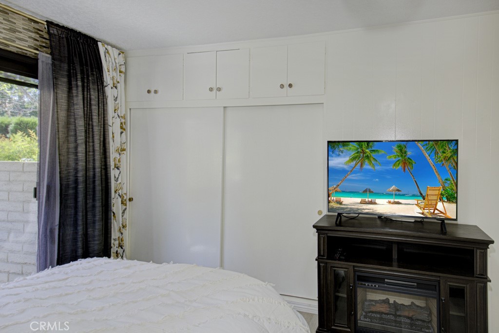 MLS #OC25073786 image #13