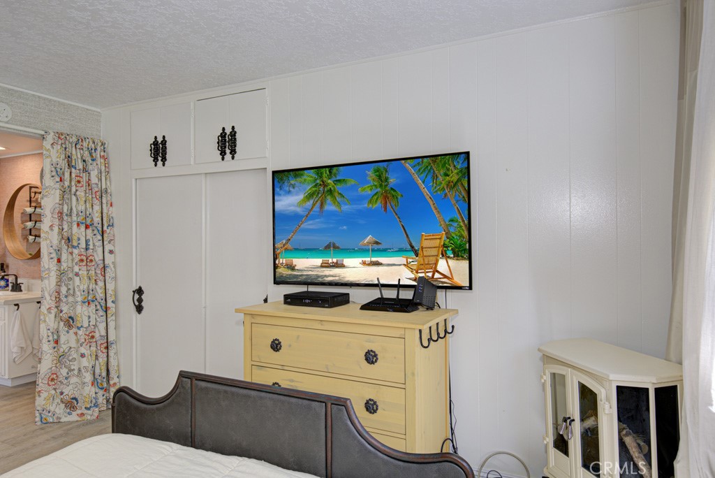 MLS #OC25073786 image #20