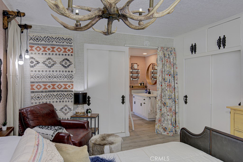 MLS #OC25073786 image #21