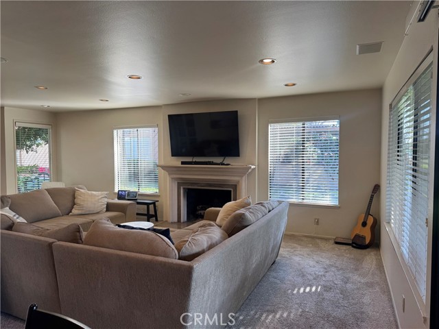 MLS #OC25075204 image #11