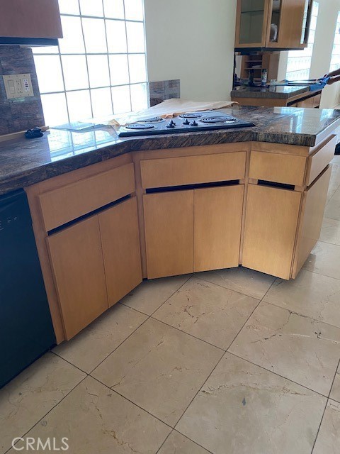 MLS #OC25075204 image #13