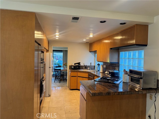 MLS #OC25075204 image #17