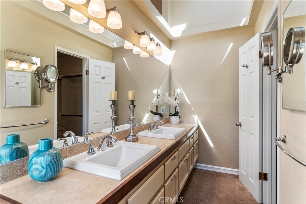 MLS #OC25075208 image #14