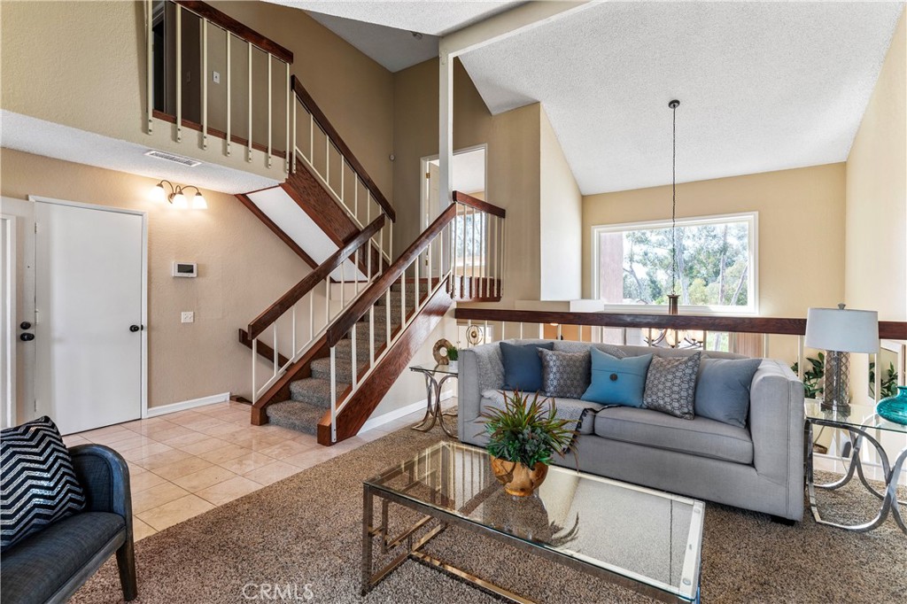 MLS #OC25075208 image #3