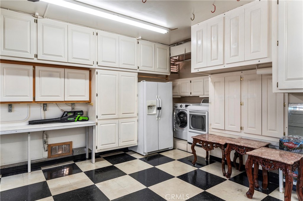 MLS #OC25075208 image #32