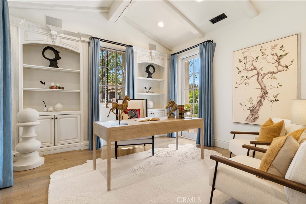 MLS #OC25075294 image #11