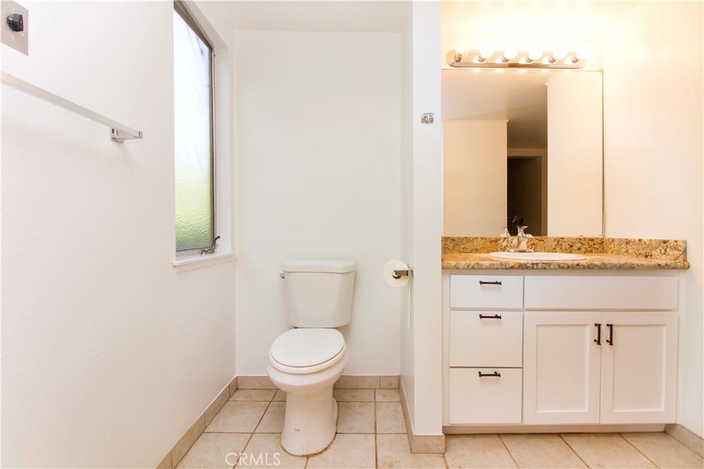 MLS #OC25076211 image #17