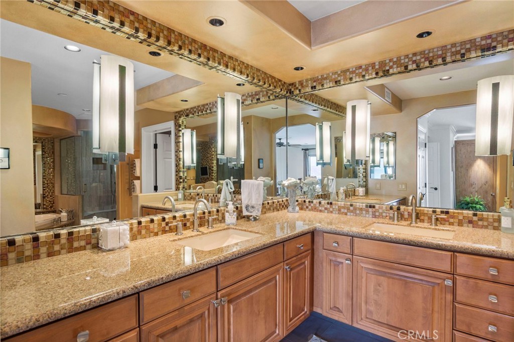 MLS #OC25076661 image #19