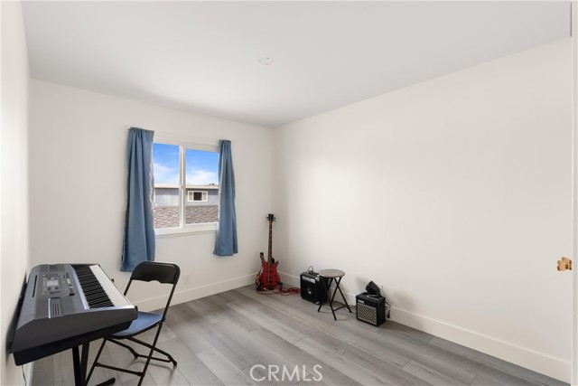 MLS #OC25076987 image #16