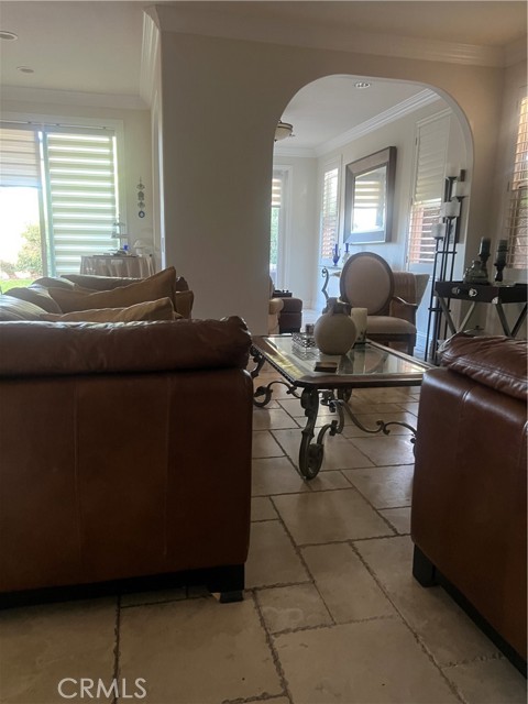 MLS #OC25077150 image #4